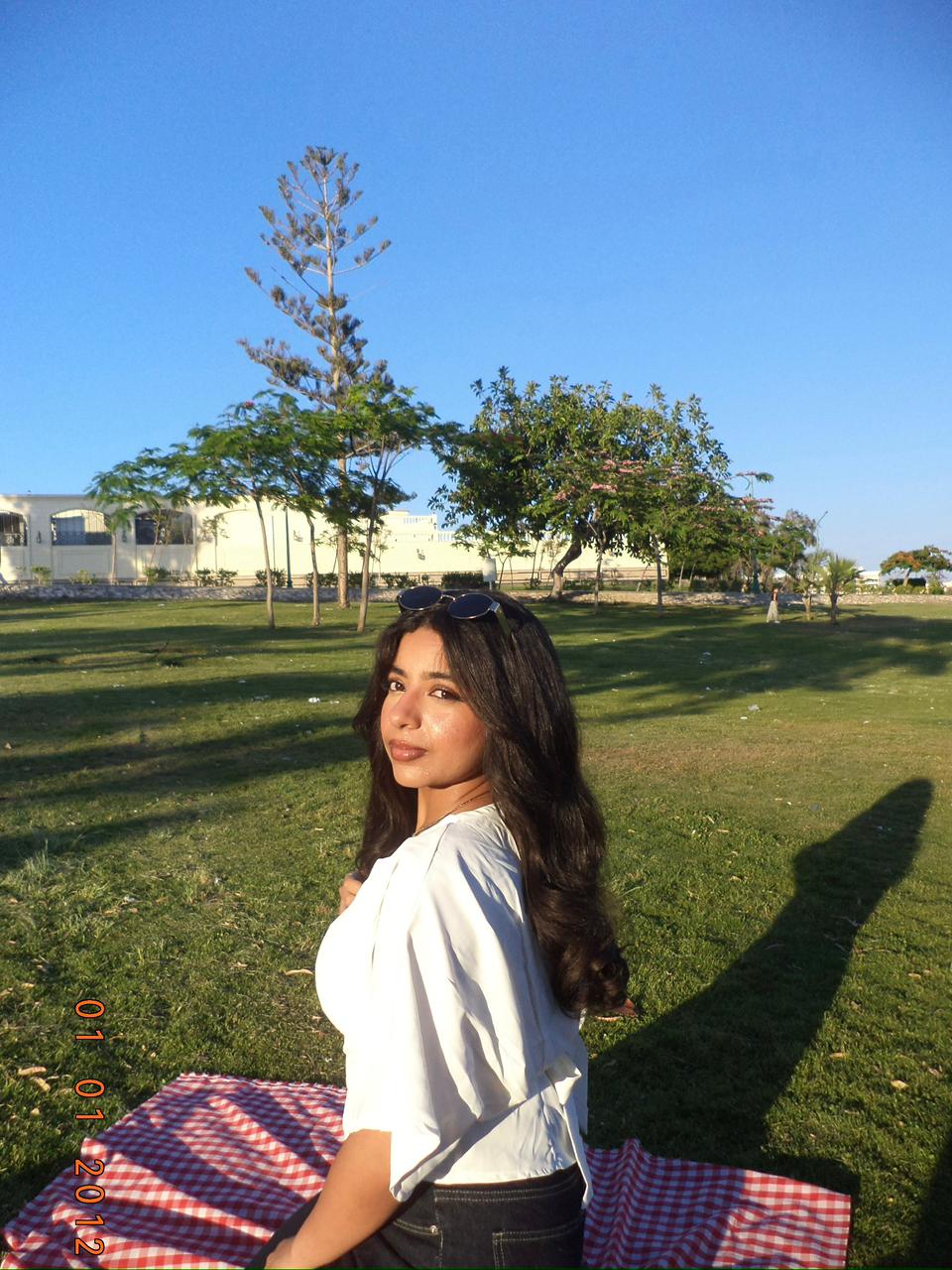 snatched white top