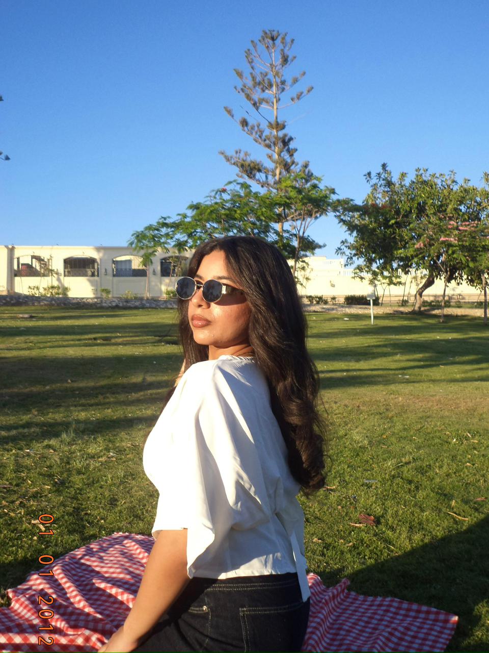 snatched white top